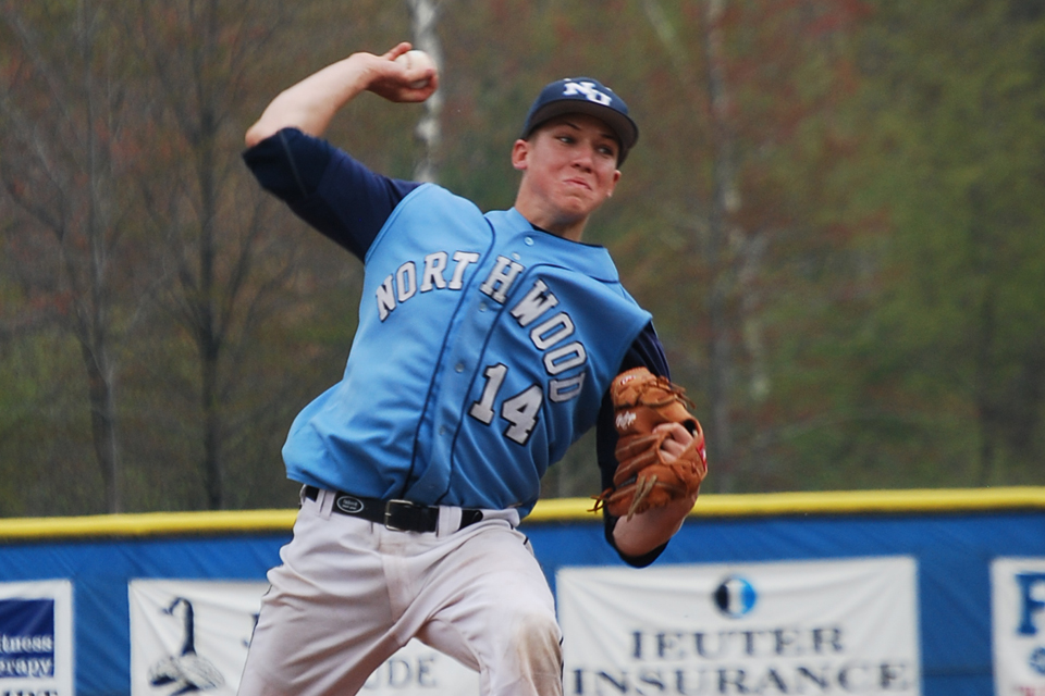 Baseball Drops 3-2 Contest To UMSL