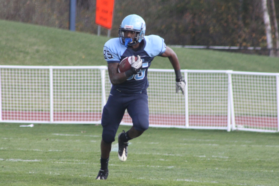 Football Drops 21-13 Contest To Northern Michigan