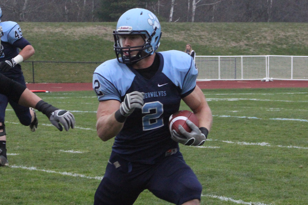Football Ends Season With 14-3 Loss To Hillsdale