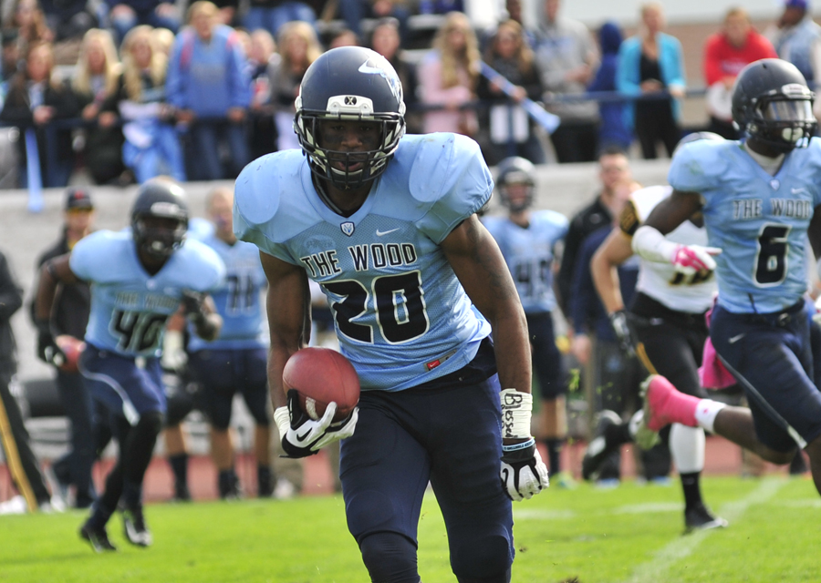 Football Loses At Hillsdale 24-14