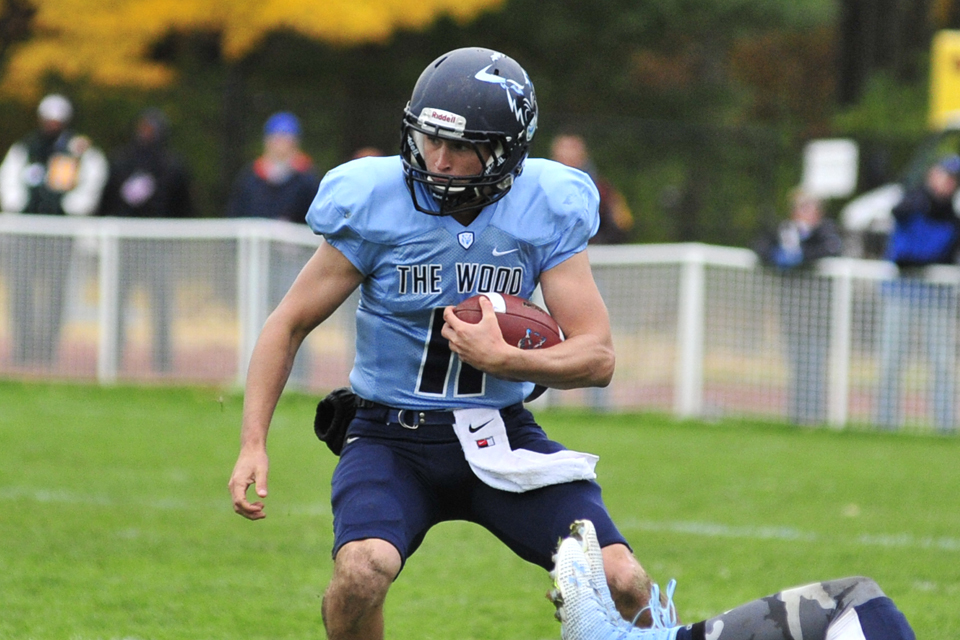 Football Earns 35-33 Win Over Findlay