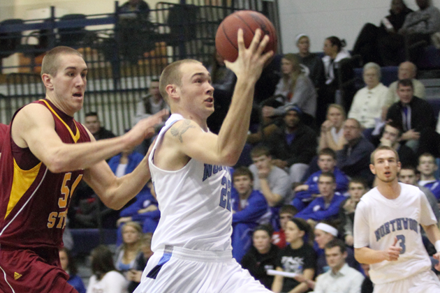 Men's Basketball Opens Season With 69-58 Win Over Illinois-Springfield