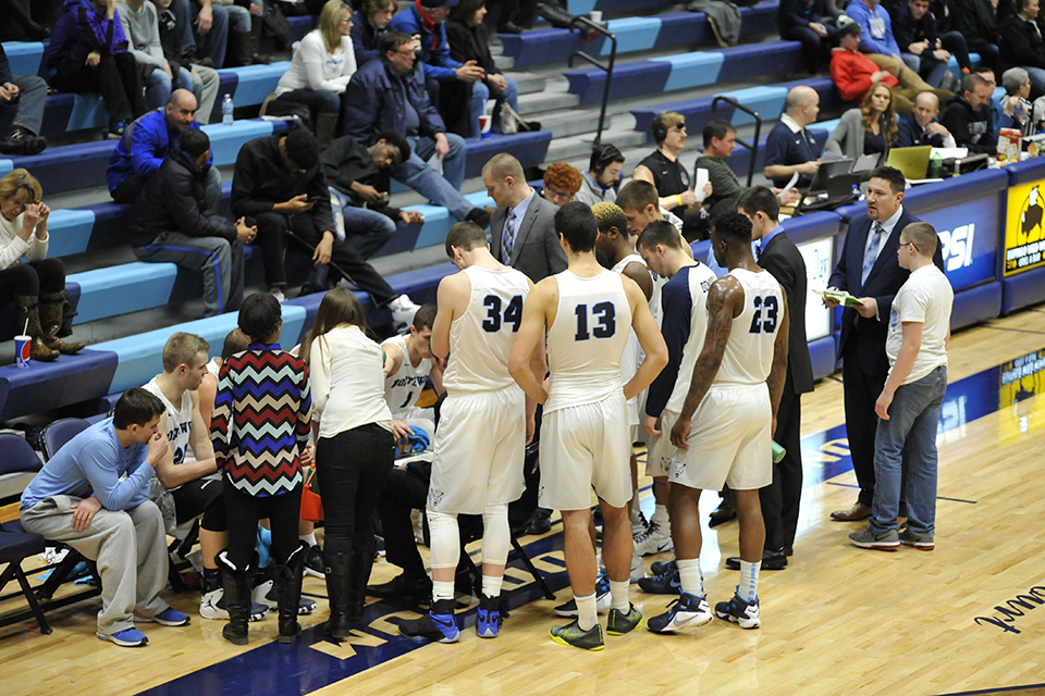 Men's Basketball Hosts Wayne State Before Traveling To Saginaw Valley