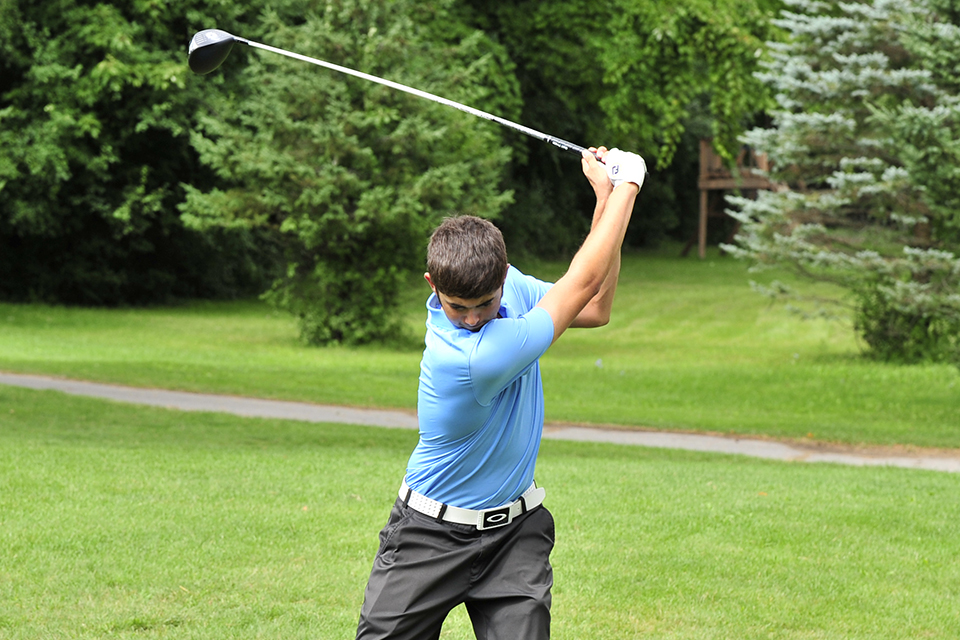 Men's Golf Finishes 14th At The Purgatory Regional