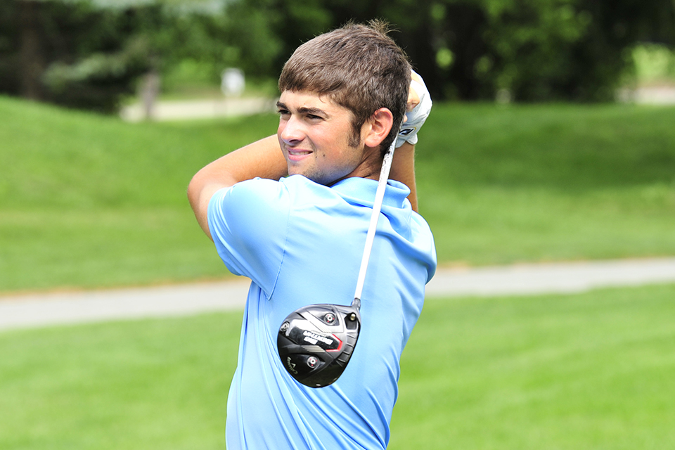 Cameron Lippoldt was the individual champion at the event, finishing -4 (69-71).