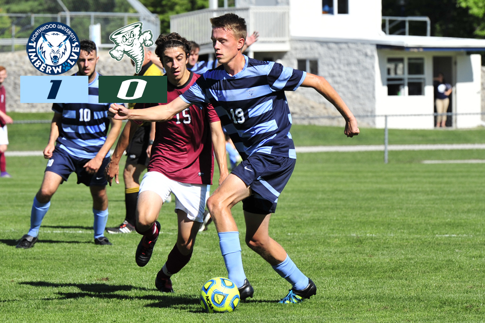 Men's Soccer Defeats Lake Erie 1-0