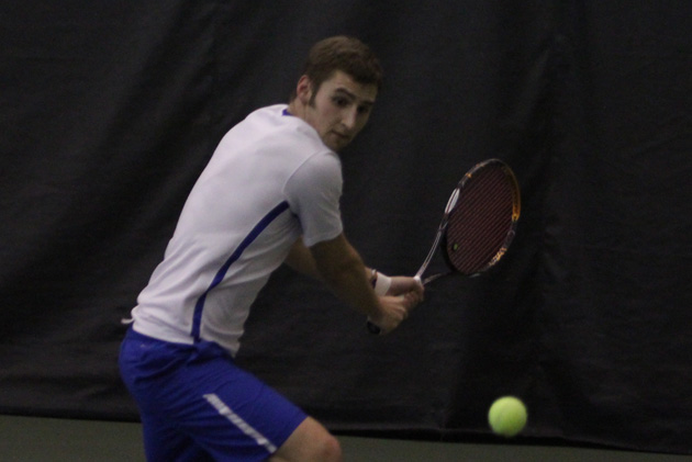 Men's Tennis Opens Season With 6-3 Win Over Davenport