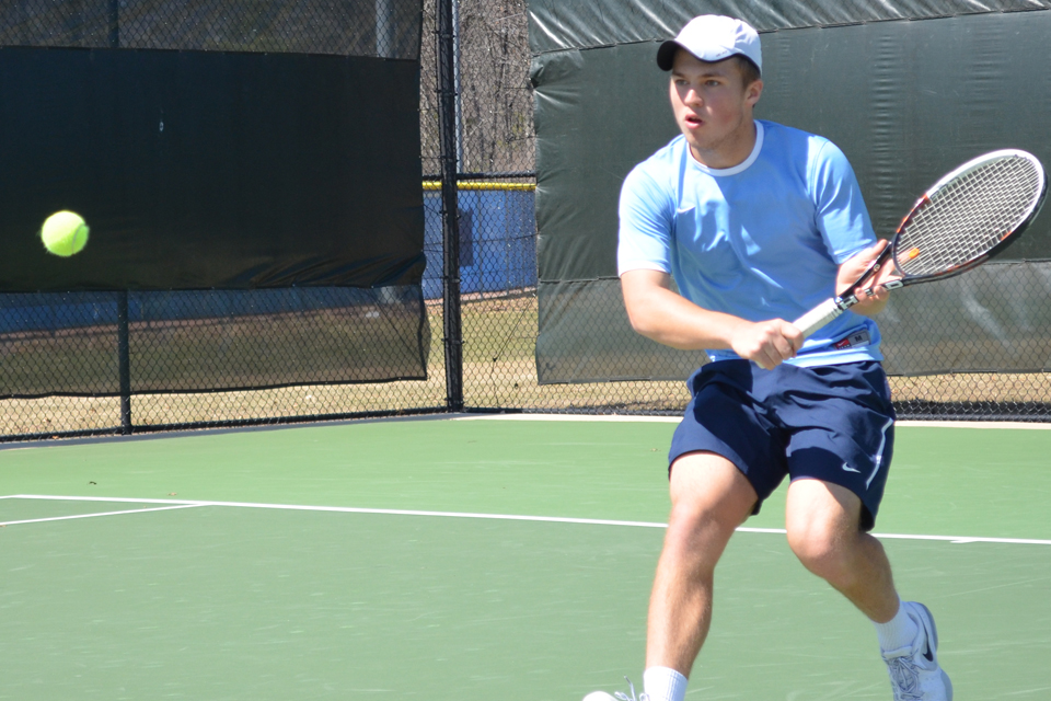 Men's Tennis Drops 5-4 Match At Grand Valley State