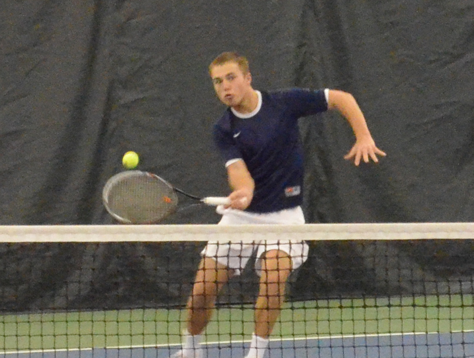 Men's Tennis Tops Michigan Tech 7-2