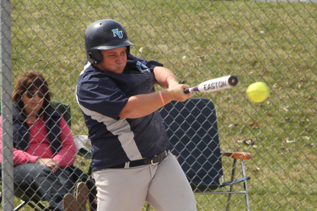 Softball Sweeps Wayne State - 9-2 & 5-1