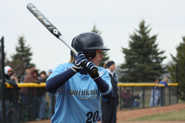 Softball Earns Sweep At Tiffin