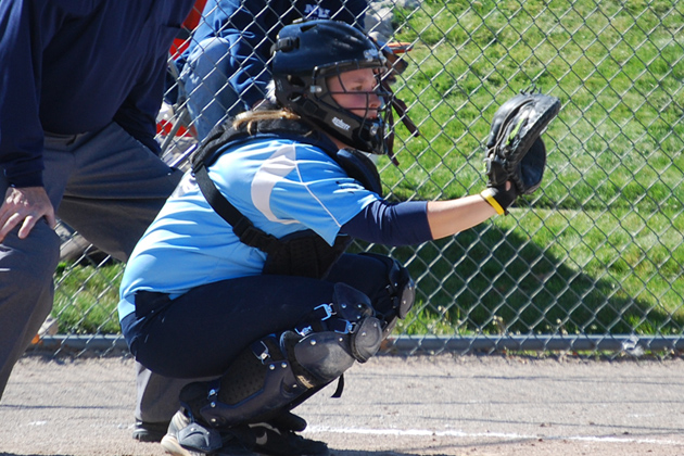 Softball Splits Pair At Ohio Dominican