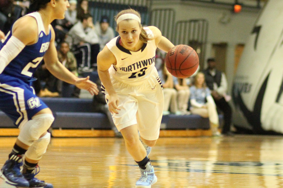 Women's Basketball Falls To Grand Valley State 86-73