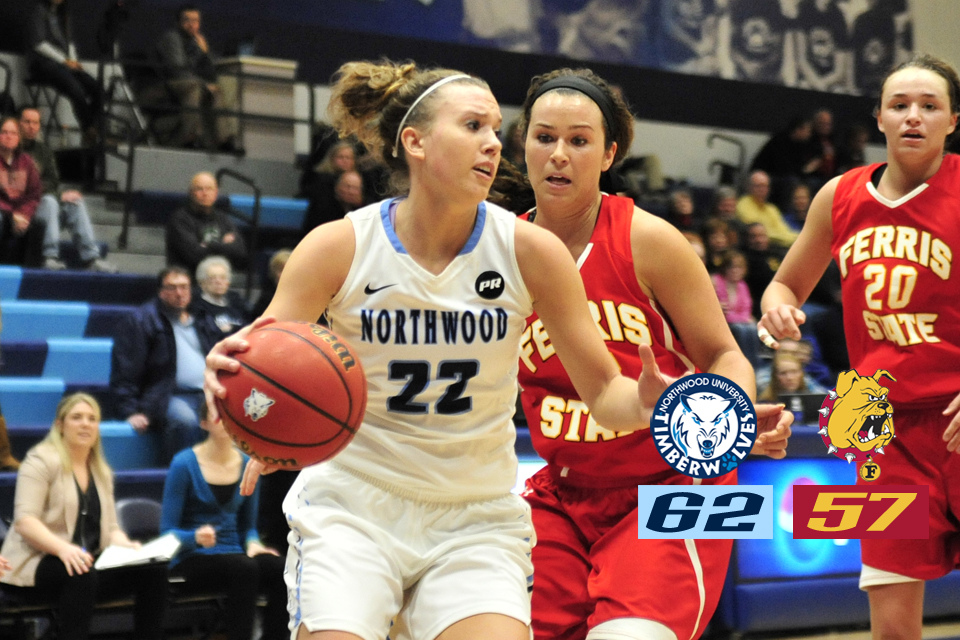 Women's Basketball Defeats Ferris State 62-57
