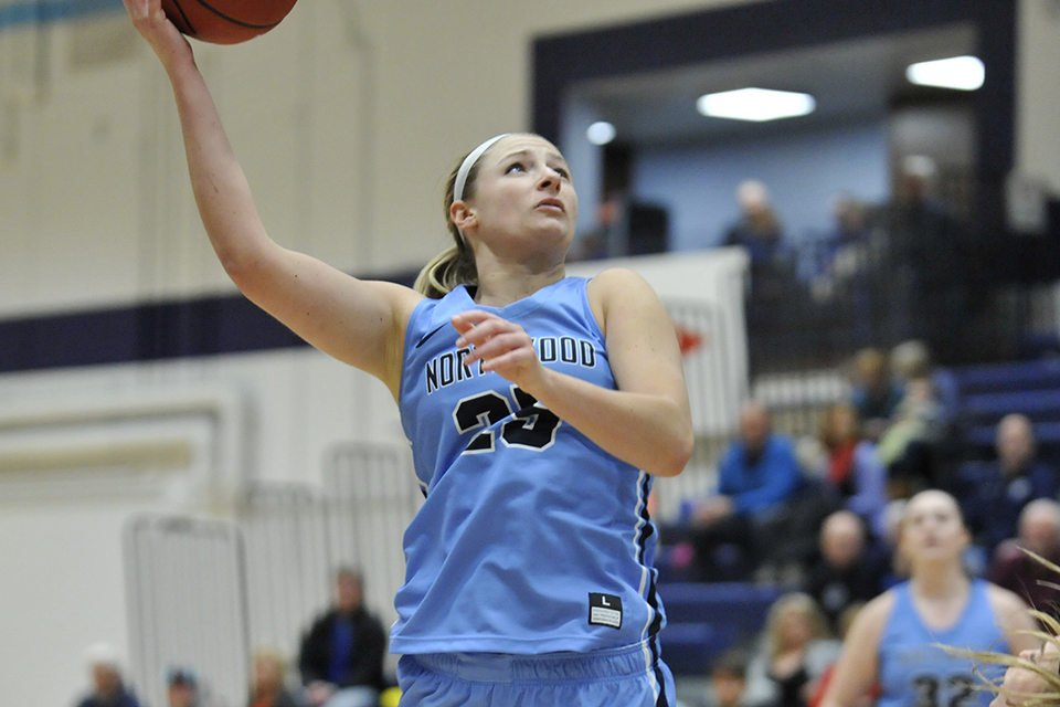 Women's Basketball Defeats Lake Superior State 77-58