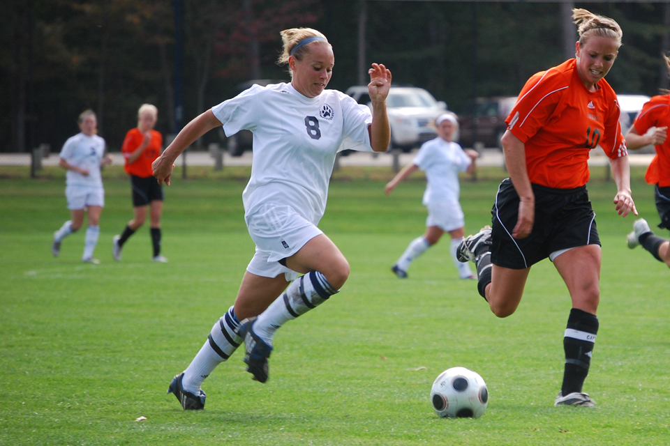 Women's Soccer Falls 2-1 In Double Overtime At Ferris State