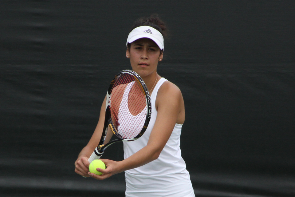 Women's Tennis Sweeps North Central 9-0