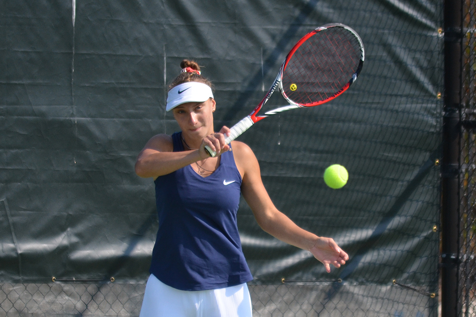 Women's Tennis Sweeps Coastal Georgia 9-0