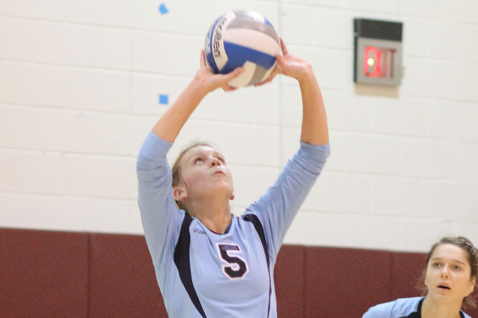 Volleyball Splits Pair At Eckerd Tournament