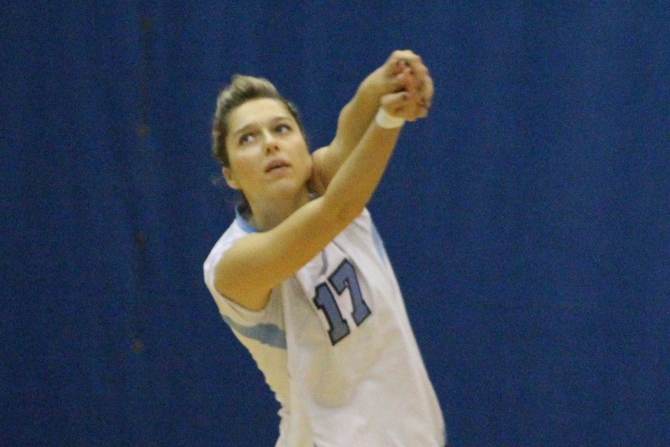 Volleyball Sweeps Tiffin 3-0