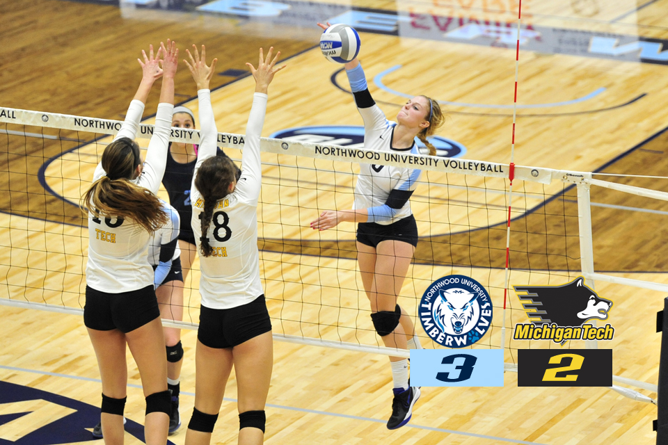 Volleyball Downs Michigan Tech In Five Sets