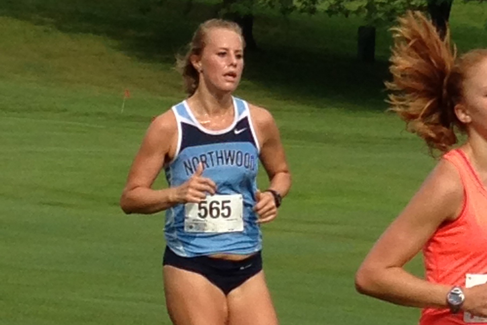 Men's & Women's Track Teams Travel To Mike Lints Alumni Open at GVSU
